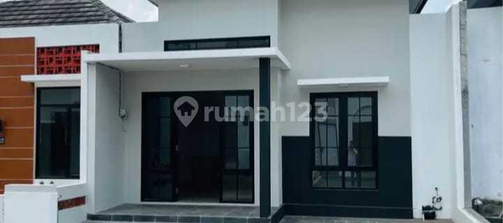 For Rent: Nice House in Klipang Housing, Semarang 1