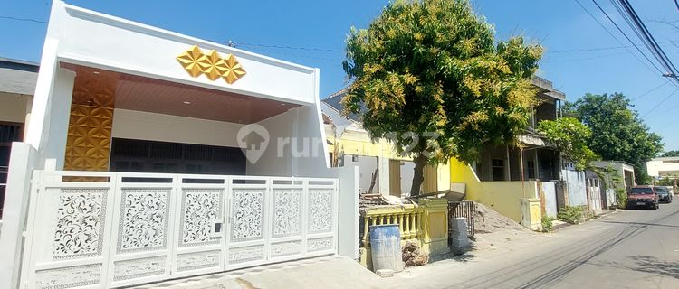 Ready-to-Live House in Lamper, Central Semarang City 1