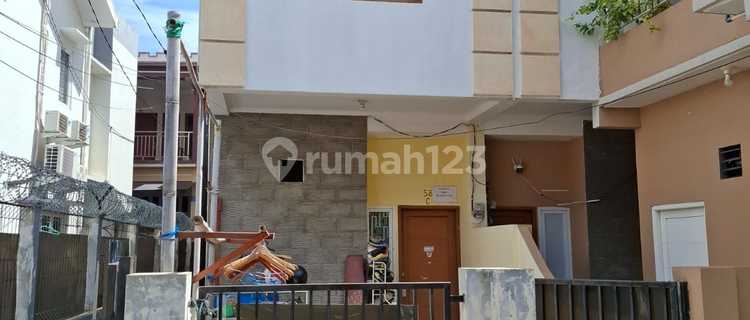 Rumah Bagus SHM di Kemayoran 1