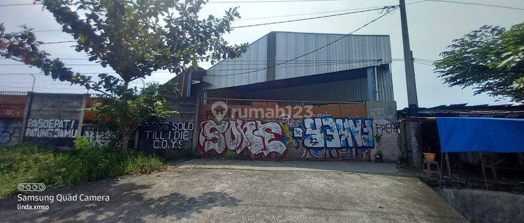 Disewakan Gudang di Area Sukoharjo dengan Akses Kontainer 1