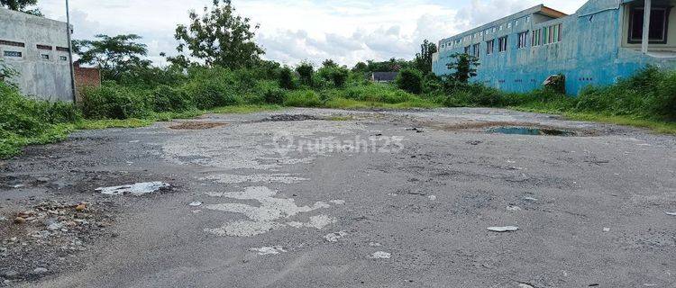 Tanah Kering Sudah Uruk Akses Kontainer Di Ngasem Kartasura 1