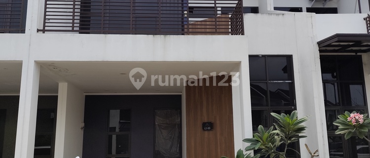 2-Story House Take Over in Kristal Aryana Cluster Karawaci 1