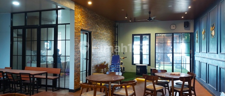 3-story strategic rental shop house, 350m² land, on Cibubur alternative road. 1