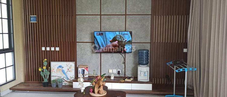 Rumah Dua lantai full furnished di cluster naraya bsb  1