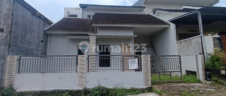 Dijual Rumah di Dekat Jalan Untung Suropati Ngaliyan 1