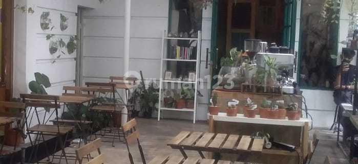 Ruang Usaha Besar Strategis SHM di Sayap Riau, Bandung 1