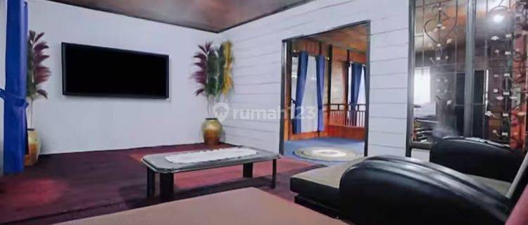 Villa Rumah Kayu Etnik With Pool, Karaoke, Area Bbq Utk 15 Org Holiday In Lembang  1