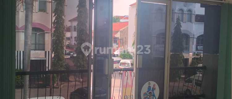 Ready-to-Use 2-Story Shophouse for All Businesses in Surapati 1