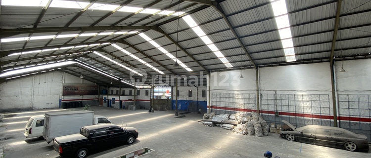 Large Shop House Near Pakuwon Mall and North Ring Road 1