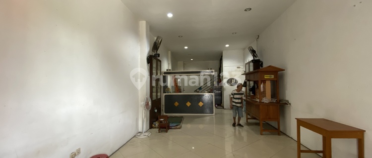 2-Story Shop House Near Malioboro and Lempuyangan Station 1