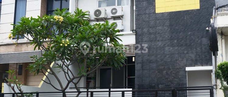 For Sale: Active 20-Room Boarding House in Kemanggisan, West Jakarta 1