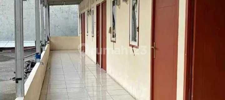 ******** Boarding House Sector 7 Bintaro 1