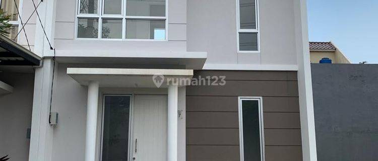 Dijual Rumah di Napoli Village Sektor 7C Gading Serpong 1