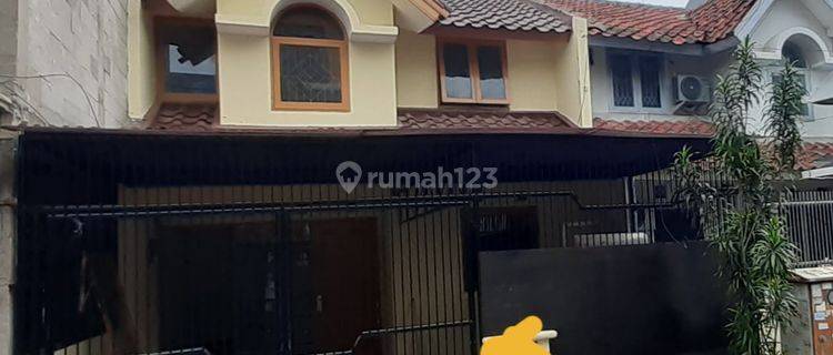 Jual cepat- rumah taman semanan..bgs..siap huni..rapi.jarang ada 1