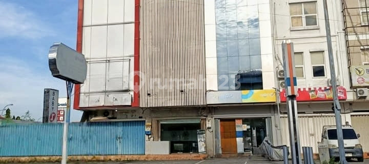 Ruko Mutiara Gama, Jalan Gajah Raya, 3 Lantai, Lokasi Ramai . 1