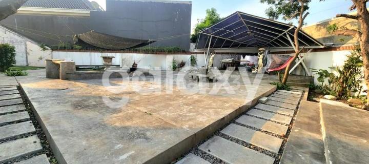 Disewakan Rumah/Ruang Usaha Ex Resto di Jl Puri Anjasmoro, Semarang Barat 1