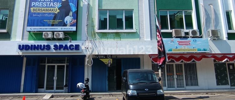 For Sale 3-Storey Shophouse Ready to Use CSB Mall Area 1