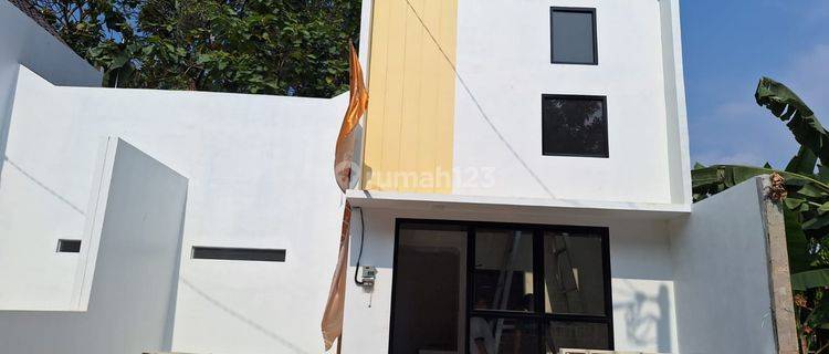 Rumah 1 Lantai Mezzanine 10 Menit Pintu Tol Jatiwarna Free Biaya 1