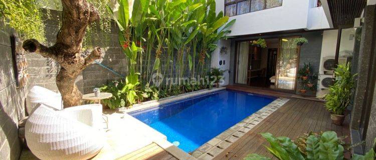 Rumah Mewah 3 Lantai Semi Villa Sanur 1