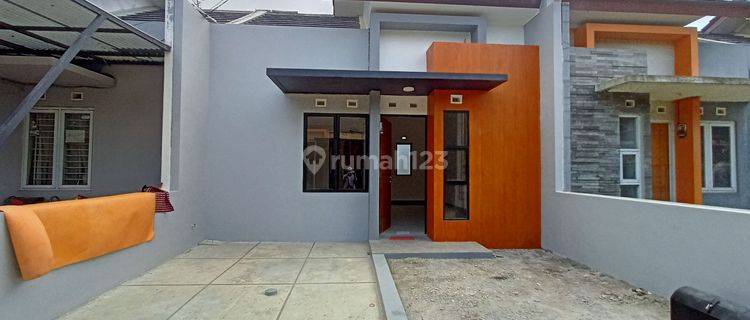 Rumah Modern Minimalis Dekat Borma Margacinta Bandung Timur  1