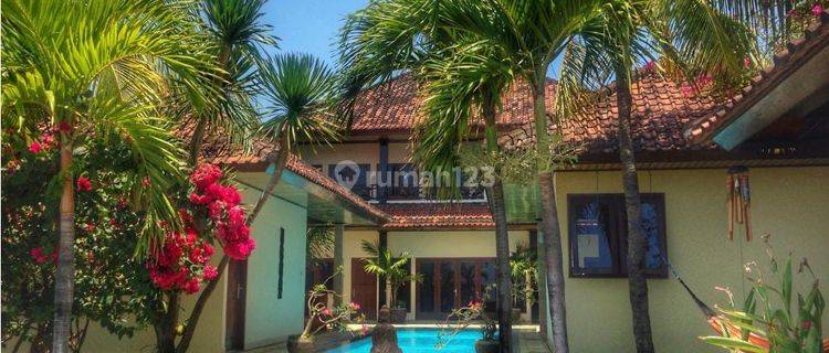 For Sale A Beachfront Villa Located In North Bali 1