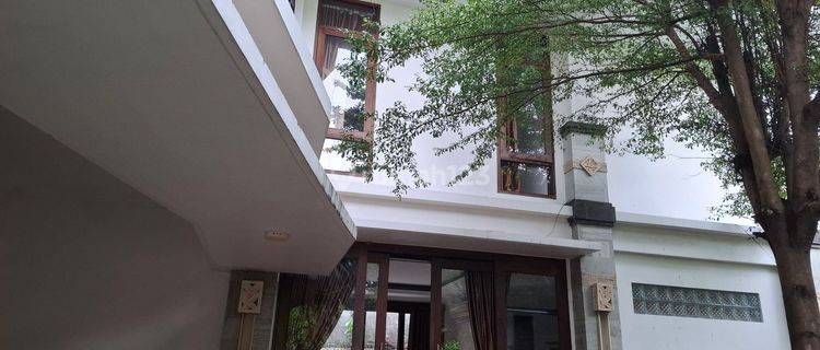 Disewakan Villa Modern Minimalis Area Sanur  1