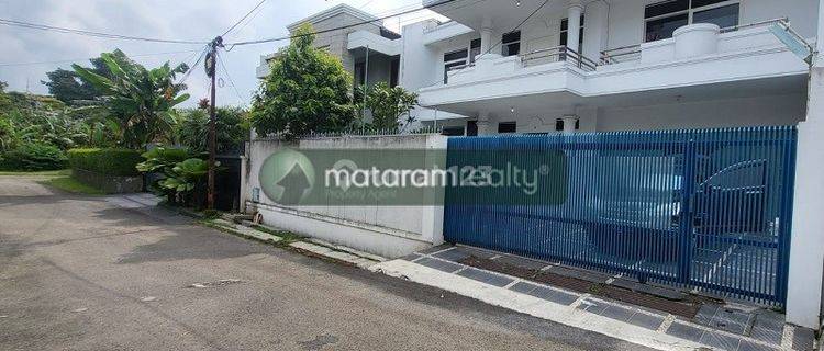 Rumah Semifurnished, Bangunan Bagus Dalam Komplek Setrasirna,  1