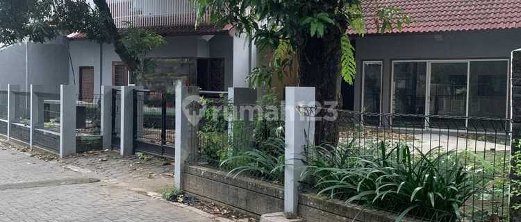 MR 66188 AG FOR RENT SPACIOUS HOUSE IN CATUR TUNGGAL DEPOKSLEMAN NEAR UGM 1