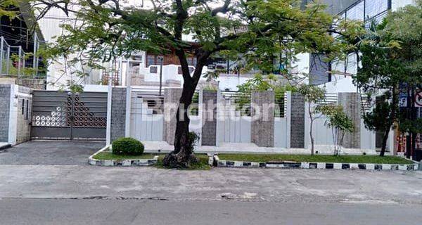 Cocok Segaka Usaha ,rumah Tinggal ,resto Surabaya Pusat 1