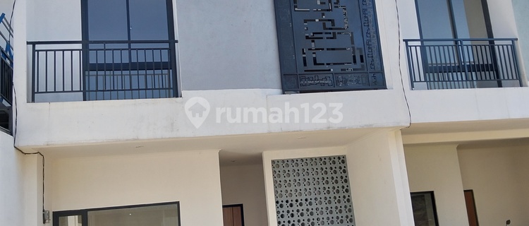 Rumah Modern 2 Lantai Dekat Kampus Upi & Unpas - Lokasi Premium Setiabudi Bandung Utara 1