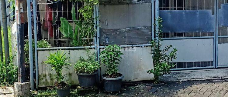 Rumah ASRI 2 lantai yang Aman dan Nyaman. 1