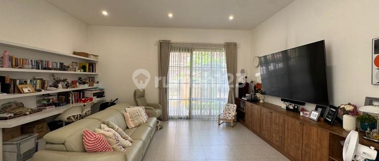 Rumah Cantik dan Nyaman di Daerah Turangga 1