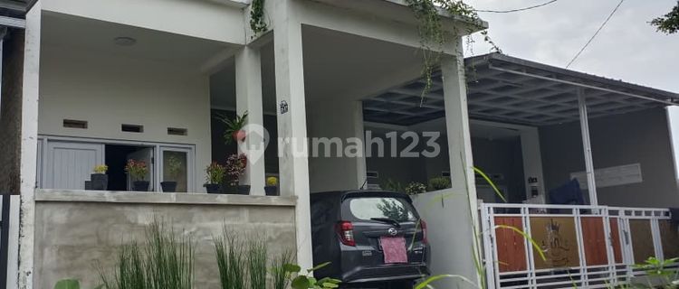 House, 2 Floors, Below 1 M Permata Buah Batu 1