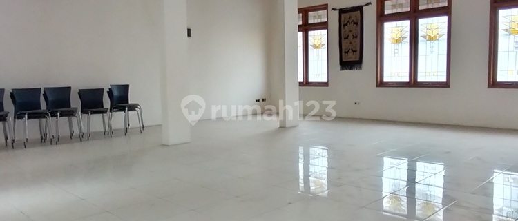 Well-Maintained SHM House in Kopo Permai Complex Bandung 1