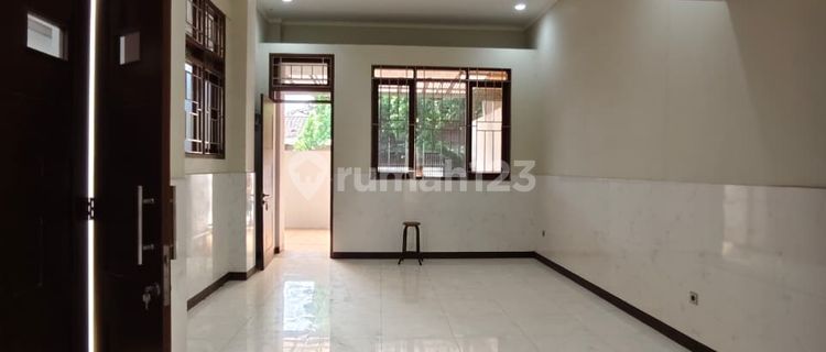 Rumah 2 lantai Dekat Sumbersari Junction Bandung Kota, Bandung 1