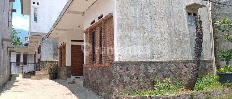 Attractive Long-Term Investment In East Bandung! Boarding House with Artesian Water Bonus in a Complex. 1