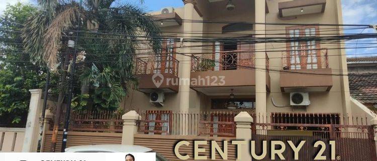 Rumah Dijual Cepat Full Furnished di Pos Pengumben Jakbar FN11157 1