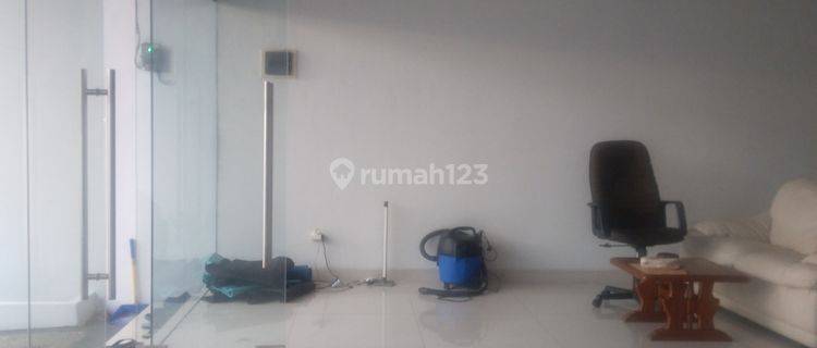 Ruang Usaha Di Lokasi Strategis 1