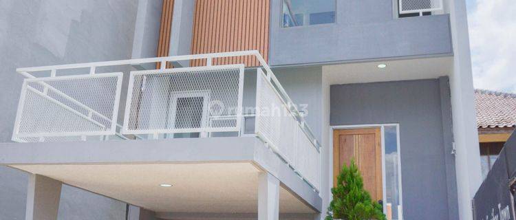 Rumah Modern 2 Lantai Harga 1,3 M an Full Furnished Depok 1