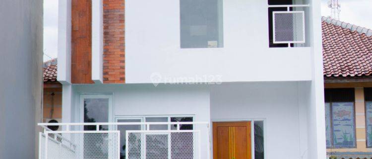 Rumah Modern Di Kota Depok Harga 1,3 M An Berhadiah Mobil Honda Brio 1