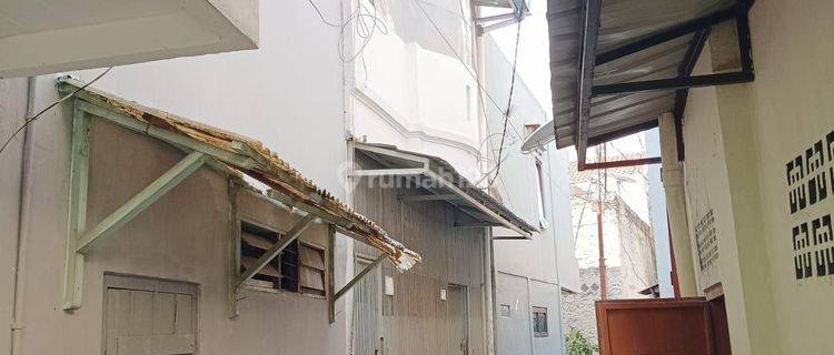 Dijual Rumah 3 Lantai Siap Huni Dicideng Jakarta 1