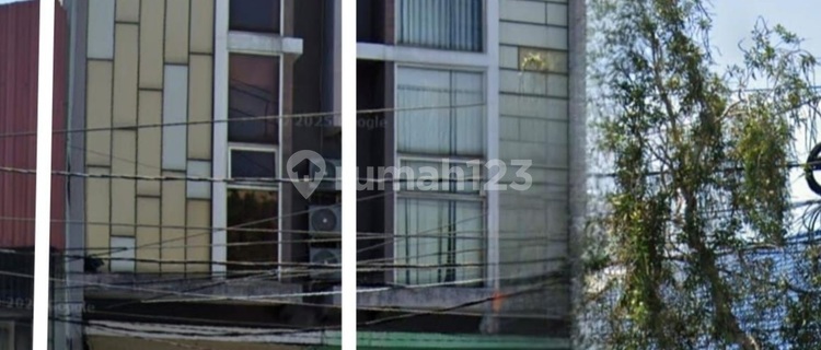 Sell 3-Story Shop House on Jalan Diponegoro, Strategic City Center 1