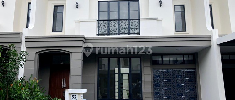 Rumah 4 Kamar Tidur di Summarecon Mutiara Makassar Dekat Bandara 1