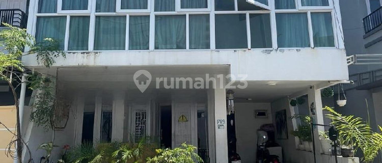 2-Storey House Near Nuri Road and Cenrawasih Road 1