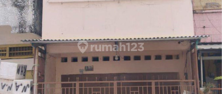 2-Story Shop House Ready to Occupy Near the Port 1
