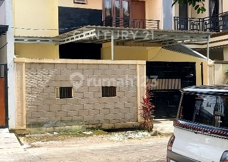 Modern House in the Golden Park Panakukang Mas Area 1