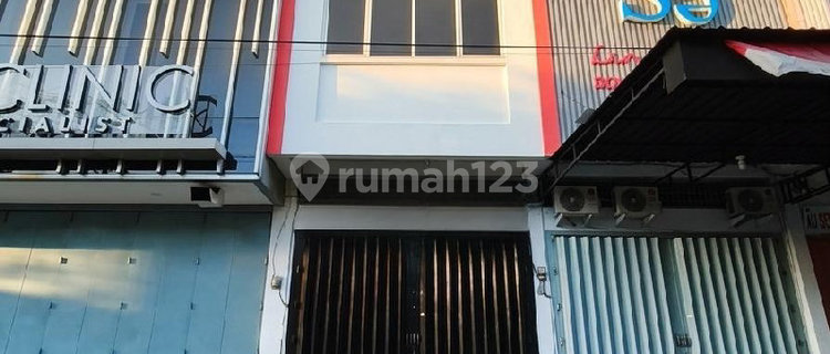 Shop House on Pengayoman Road Perfect for Your Business 1