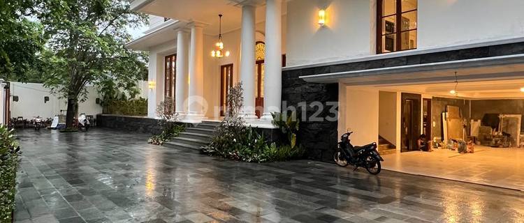 Brand New Modern Classic Fully Furnished in Kemang Dalam 1