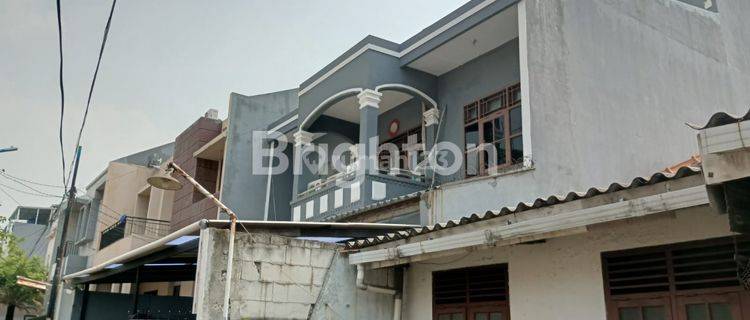 Rumah Kost 19 kamar 1