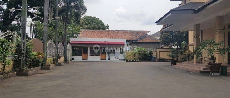 Gedung Serbaguna dan Rumah Singgah di Margacinta Bandung 1